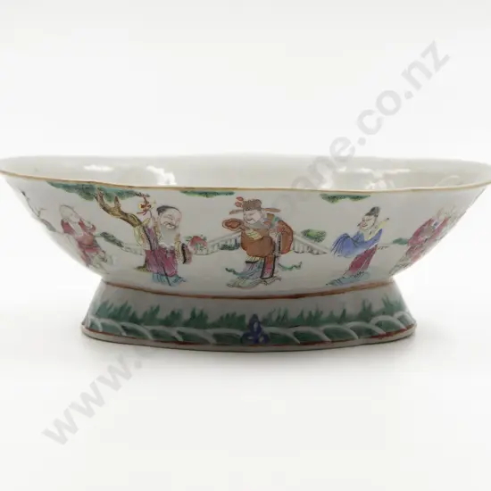 A Late Qing Dynasty Porcelain Bowl