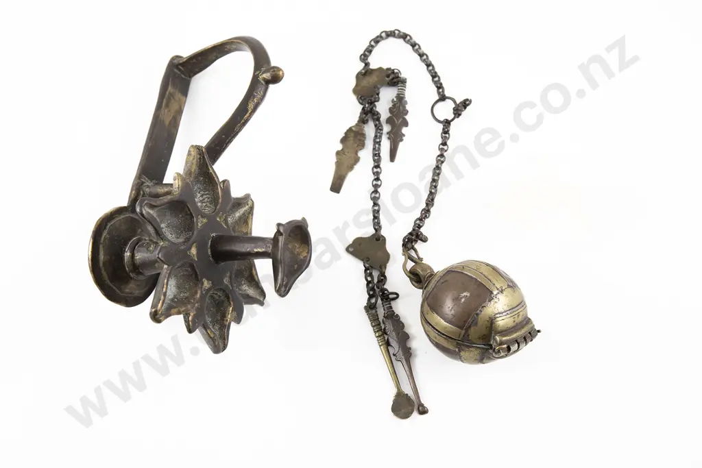 19th Century Indian Killotaya ( Lime container), Oil lamp and small Figure Image 1++