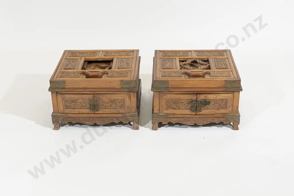 A Pair Of Chinese Elm Cosmetic Boxes Image 1++