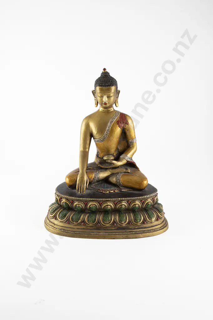 A Nepalese Painted Bronze Statue of Shakyamuni Buddha Image 1++