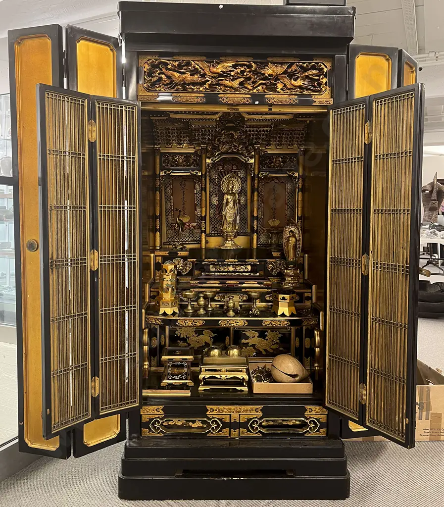 A Good Japanese Black Lacquer Buddhist Altar (Butsudan) Image 1++
