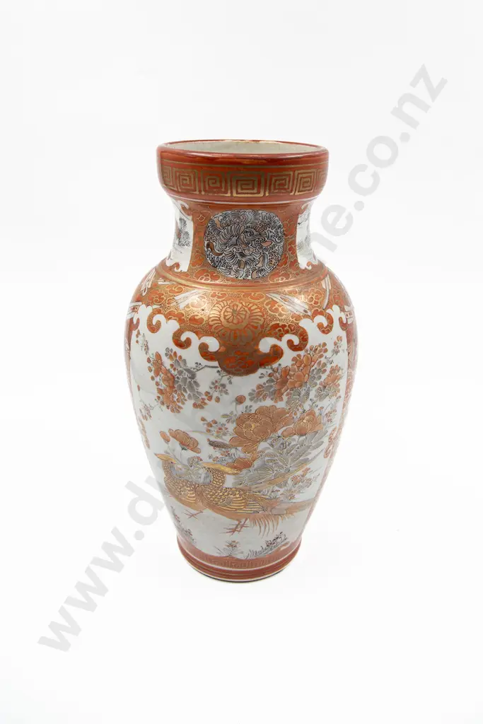 Japanese Meiji Period Kutani Vase Image 1++