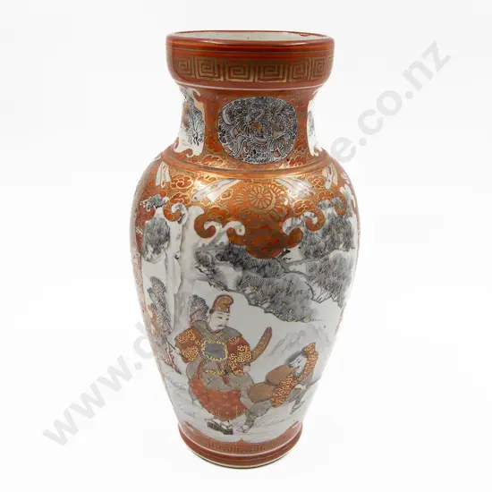 Japanese Meiji Period Kutani Vase