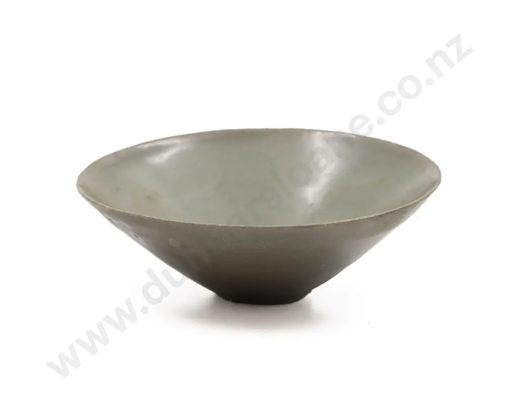 A Korean Goryeo Dynasty (935-1392) Celedon Glazed Bowl Image 1++