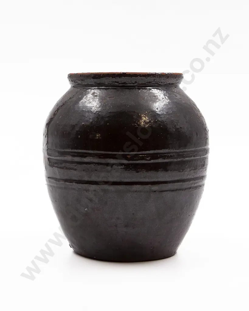 An Early 20th Century Korean Kimchi Jar Image 1++