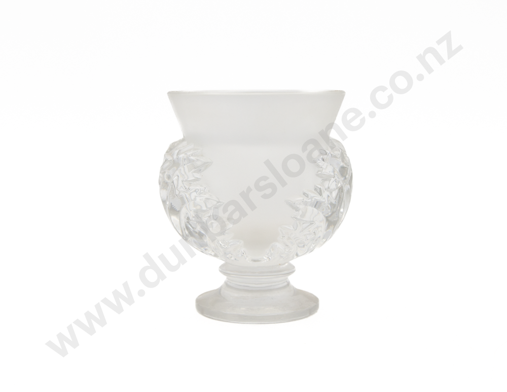 Lalique "St Cloud" Pattern Acanthus Handled Vase Image 1++