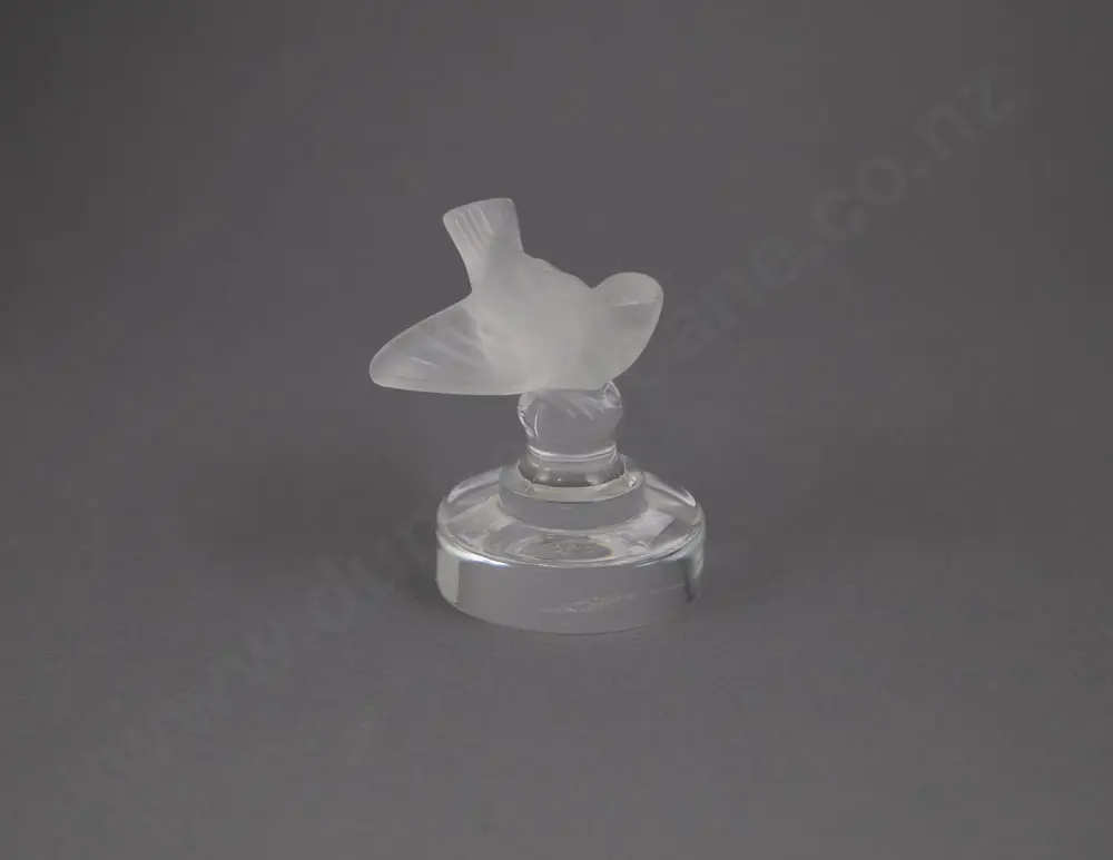 Small Lalique Frosted Glass "Sparrow" Desk Weight Image 1++