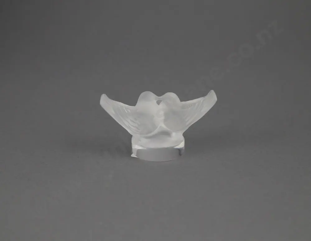 Lalique Frosted Glass Lovebirds Desk Weight Image 1++