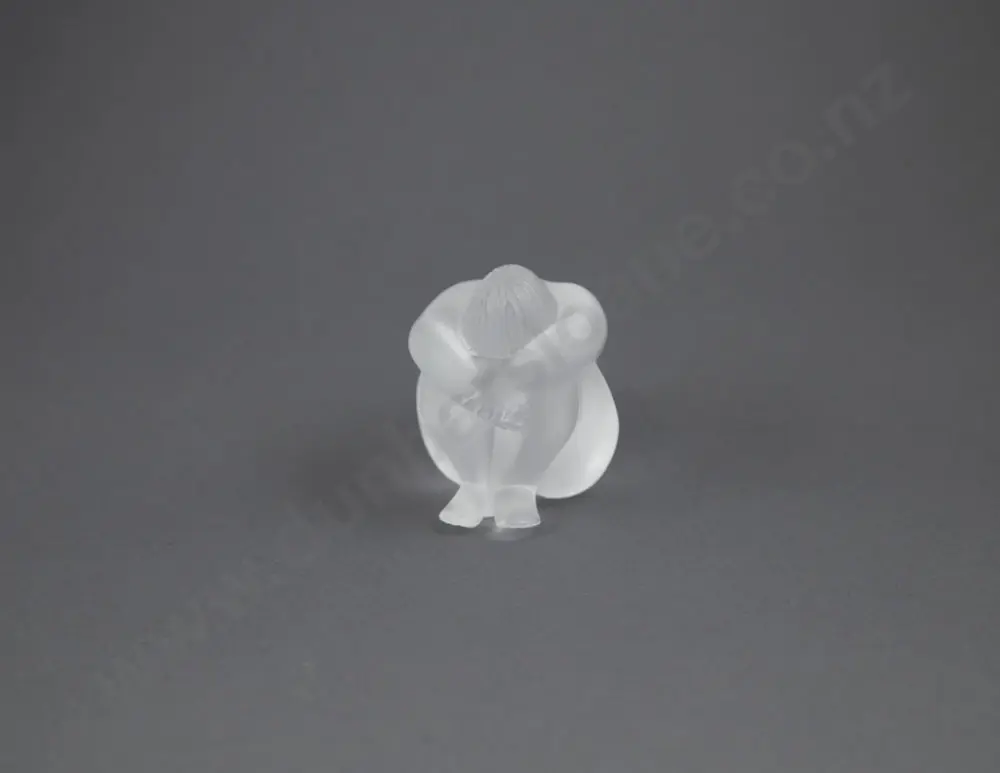 Small Lalique Frosted Glass "Nu Nahbi" Nude Figure Image 1++