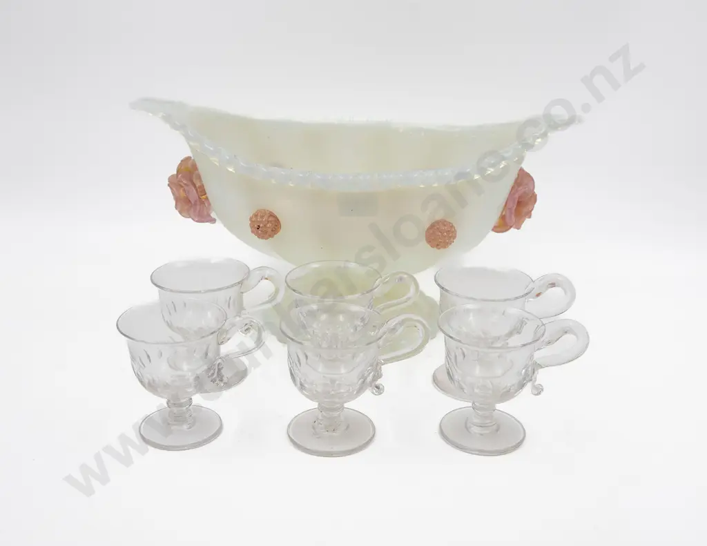 Late Victorian Opalescent Glass Table Bowl Image 1++