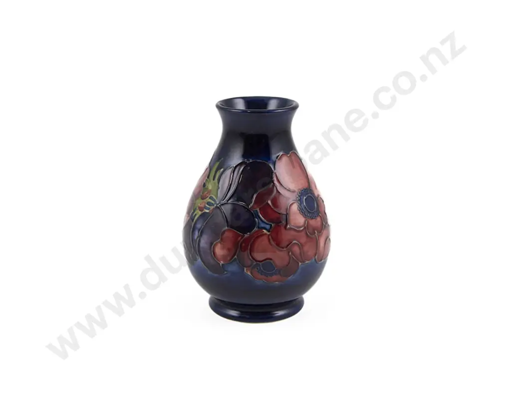 Moorcroft Anemone V Image 1++