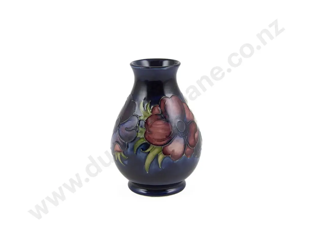 Moorcroft Anemone V Image 1++