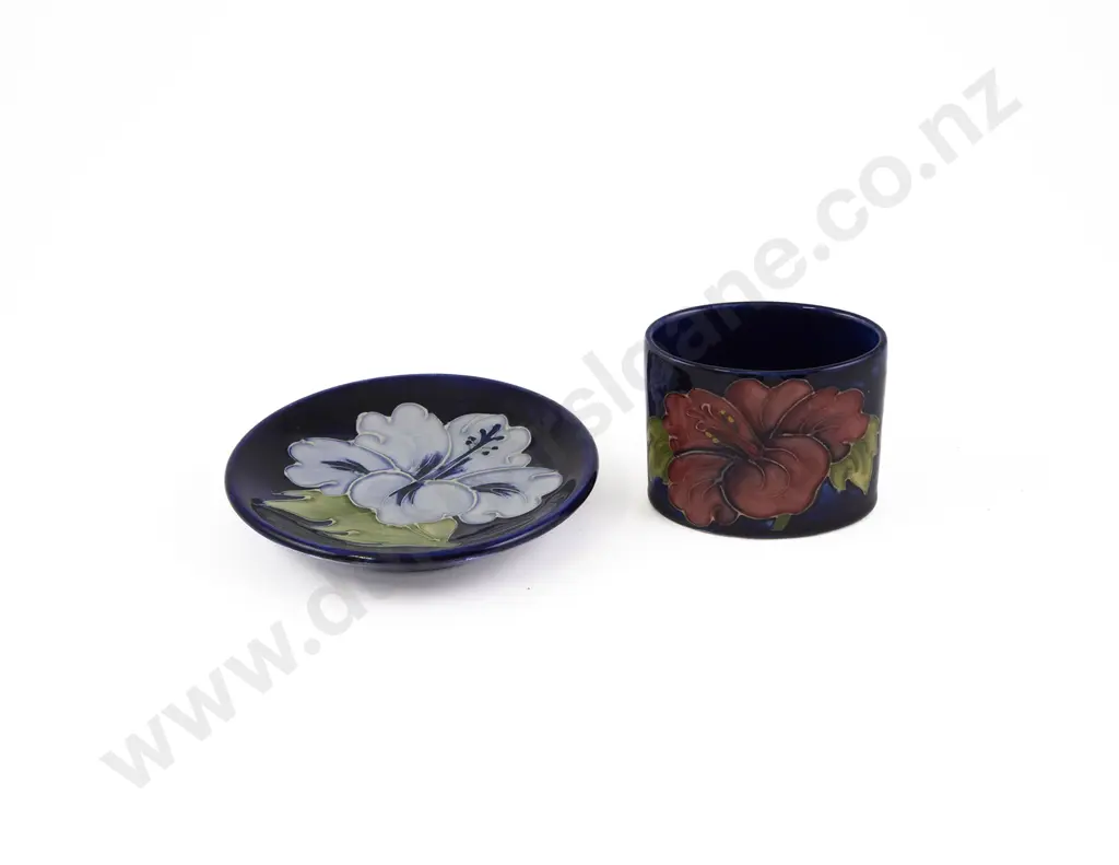 Small Moorcroft Hibiscus Spill Vase Image 1++