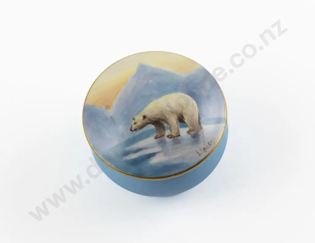 Royal Worcester Lidded Pot Image 1++