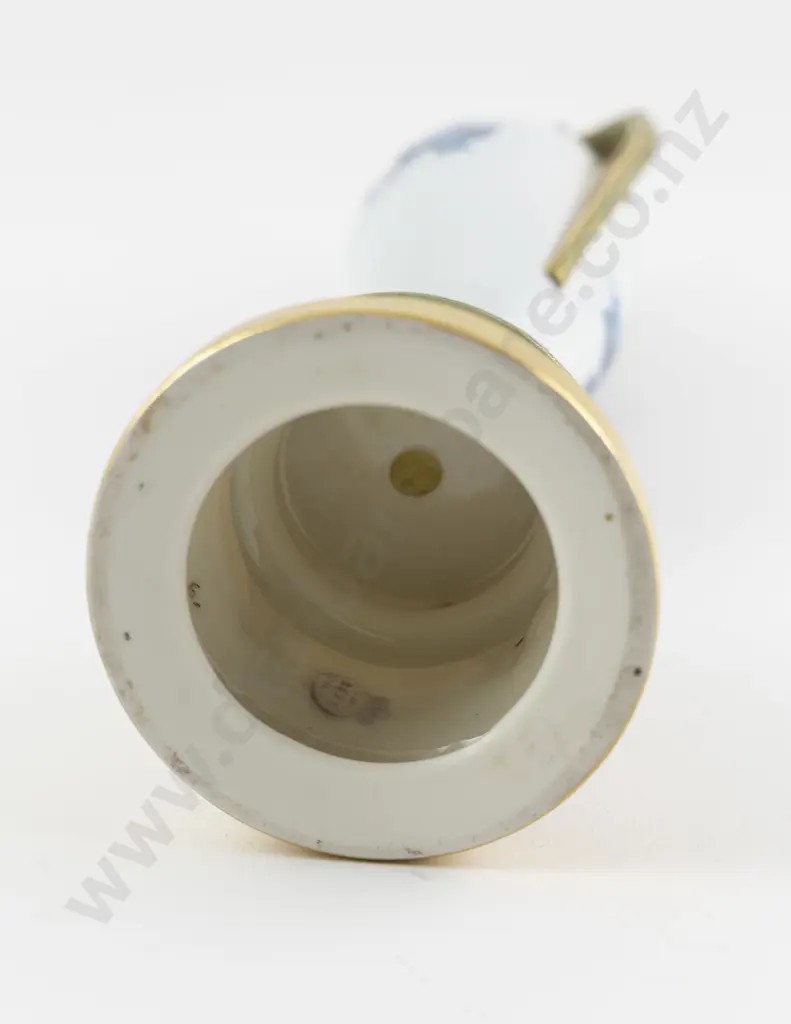 Royal Worcester Vase Image 1++