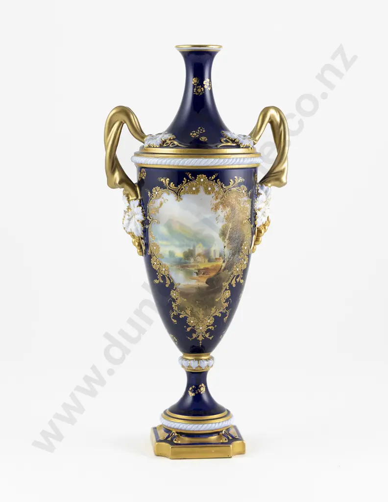 Royal Worcester Vase Image 1++
