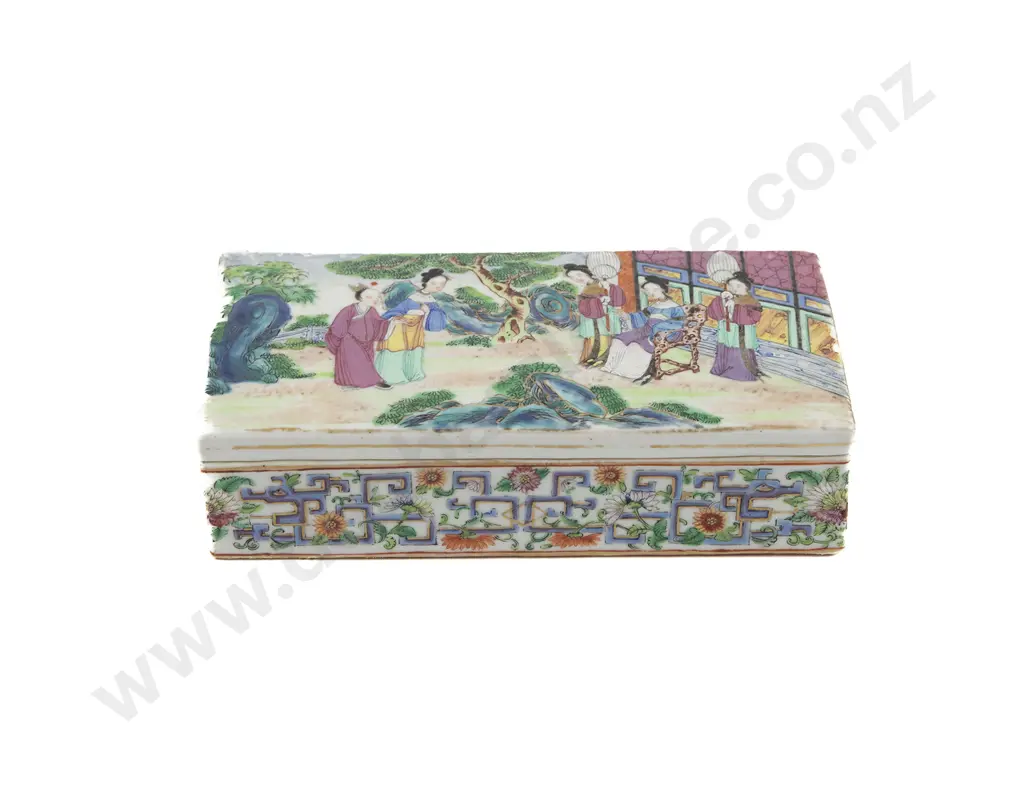 Late C19th Cantonese Famille Rose Export Ware Pen Box Image 1++