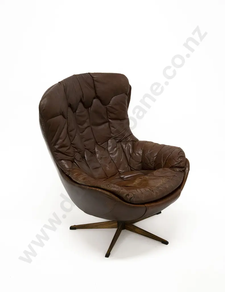 Mid C20th Lounge Chair Image 1++