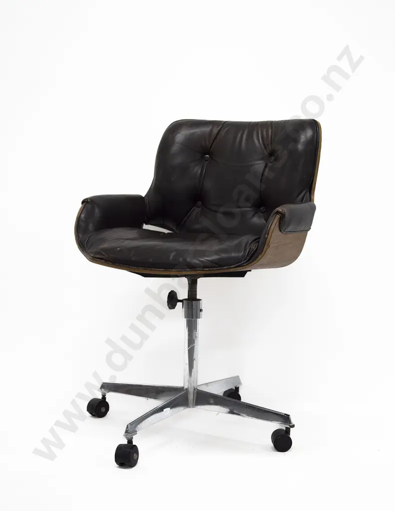 Michael Payne For Nova Interiors 1970 Osaka Expo Chair Image 1++