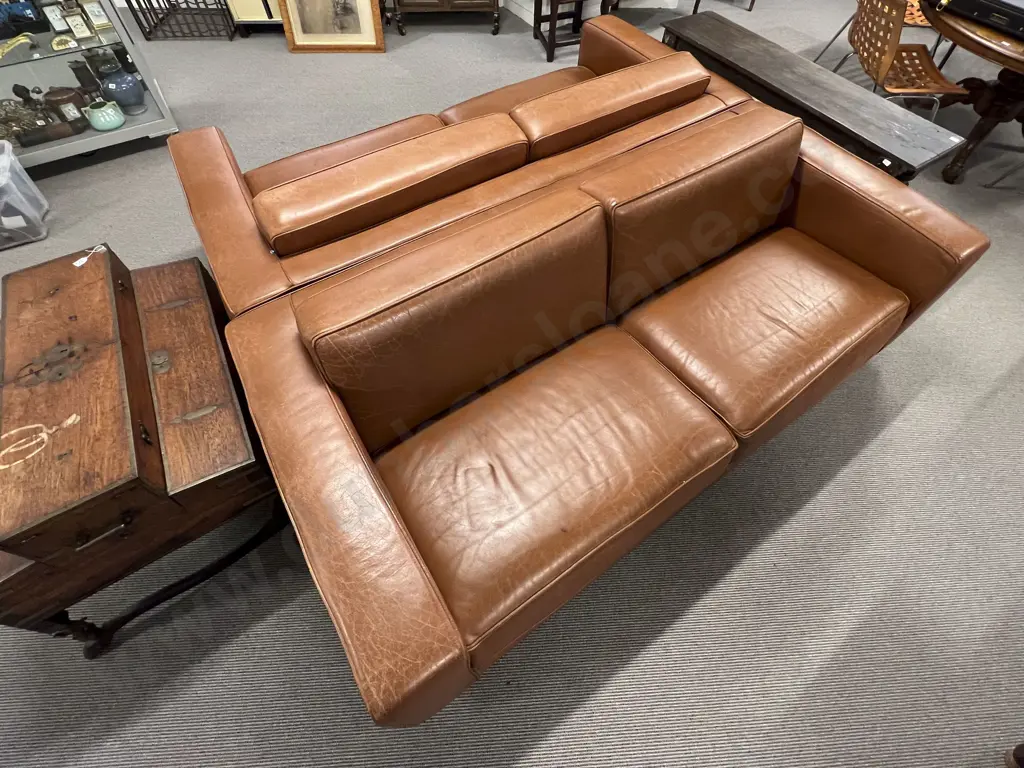 A Pair of Thonet Longreach Sofas Image 1++