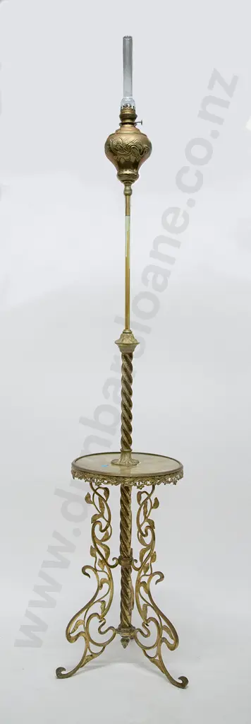 Art Nouveau Brass & Onyx Flooring Standing Kerosene Lamp Image 1++