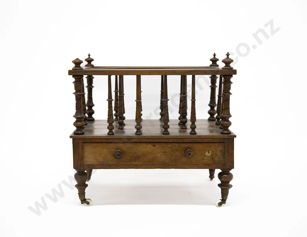 Vict Walnut Canterbury Image 1++