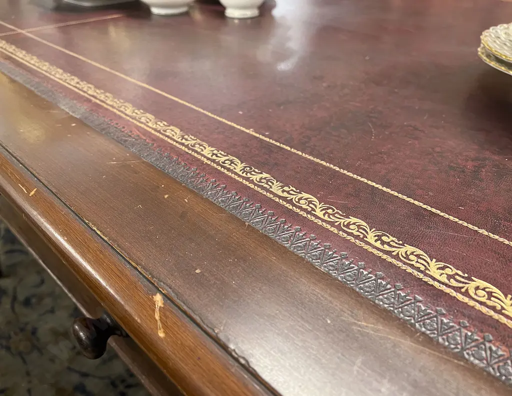 Vict Mahogany Library Table Image 1++