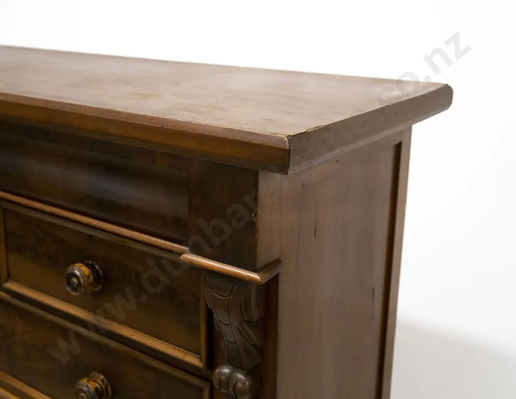 Vict Mahogany Chest of Drawers Image 1++