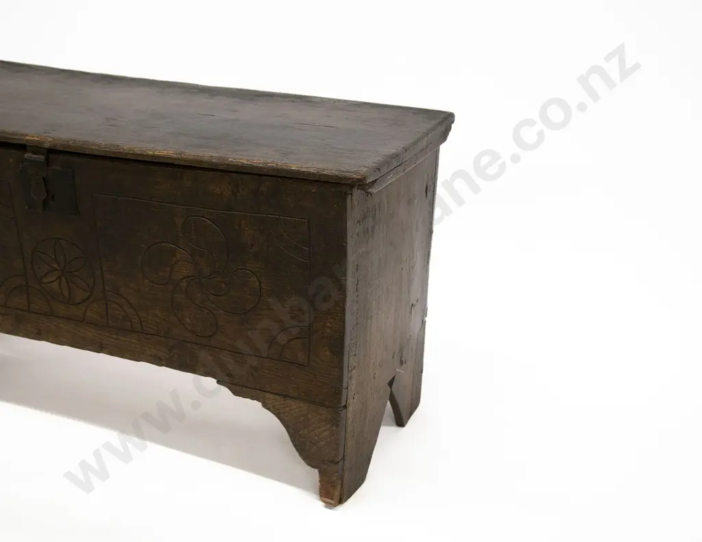 Late C17th Coffer Image 1++
