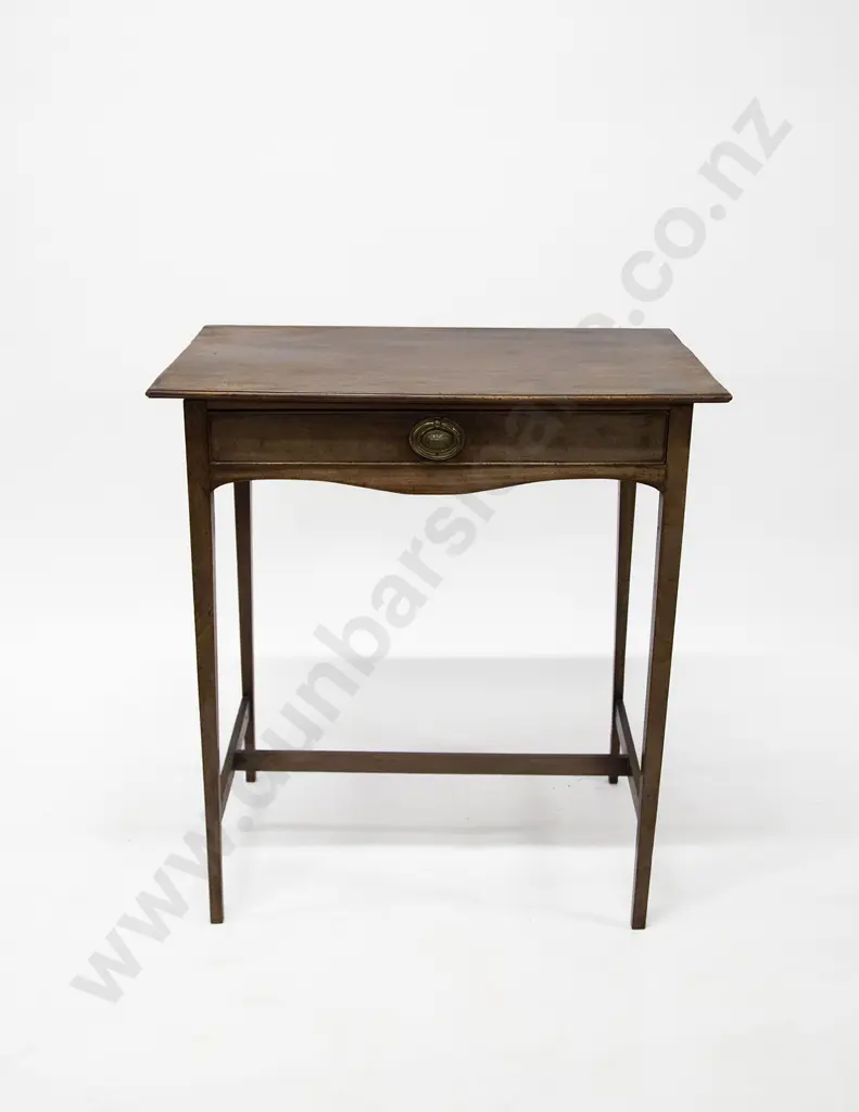 Geo III Mahogany Side Table Image 1++