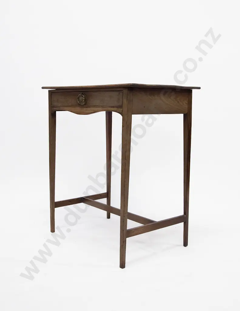 Geo III Mahogany Side Table Image 1++