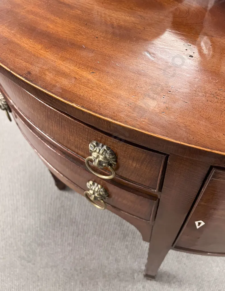 An Attractive Regency Mahogany Bow Front Sideboard Image 1++