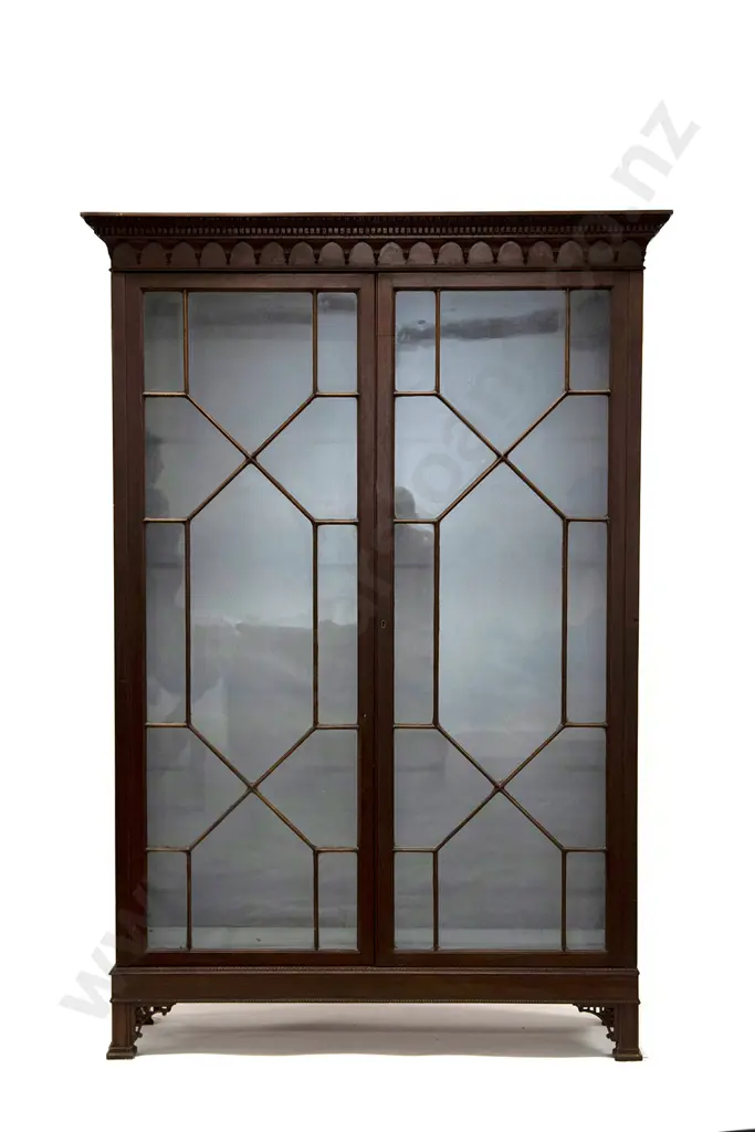 C19th Chippendale Style Mahogany Bookcase Image 1++
