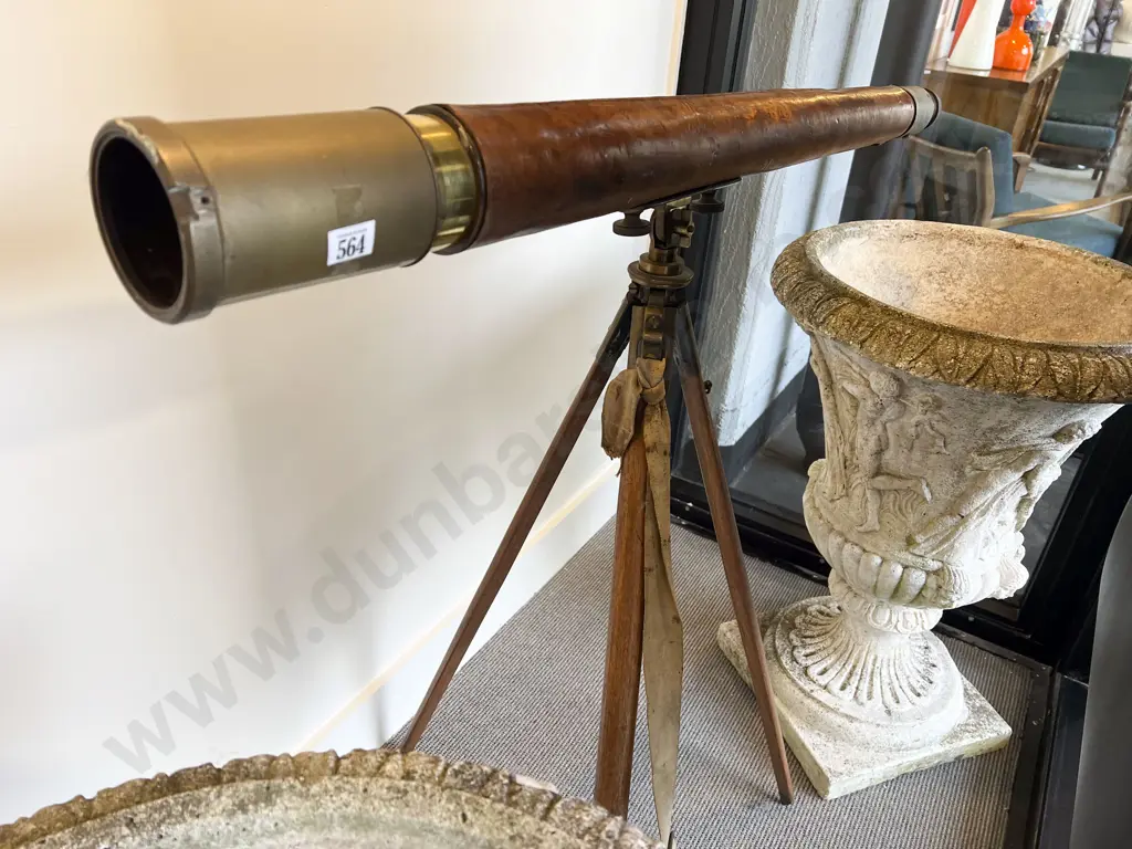 Large Vict Brass Telescope Image 1++