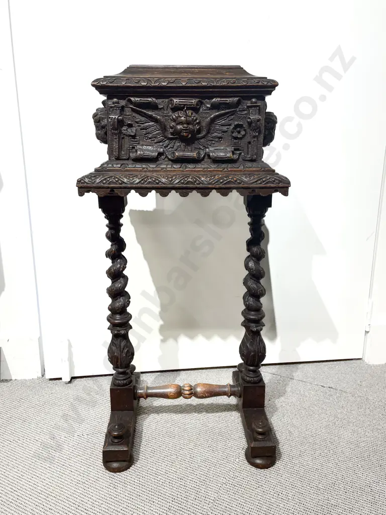 Vict Oak Teapoy Image 1++