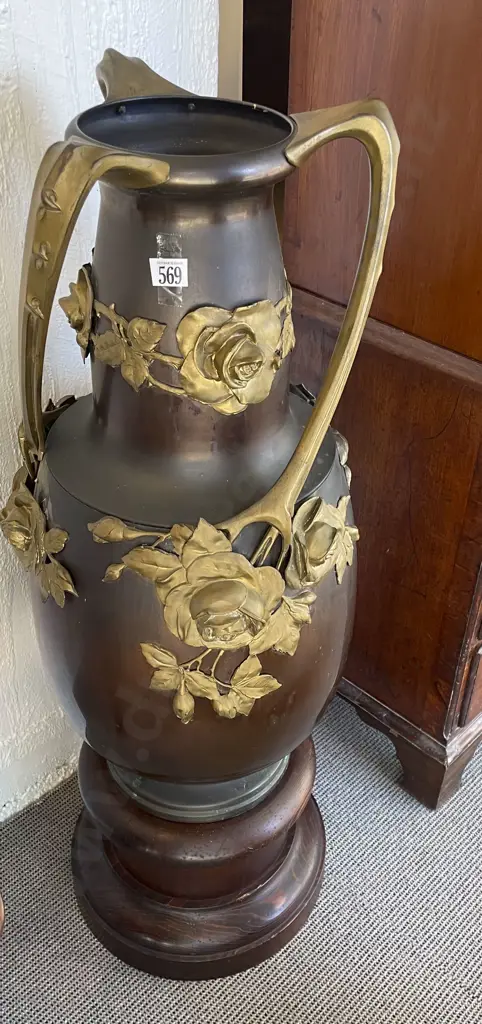 Large Art Nouveau Bronzed & Gilt Metal Vase on Stand Image 1++