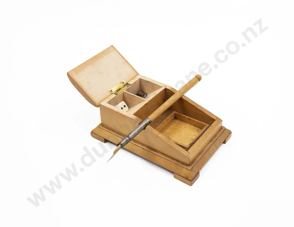 Victorian Mauchline Ware Miniature Writing Slope & Nib Pen Image 1++