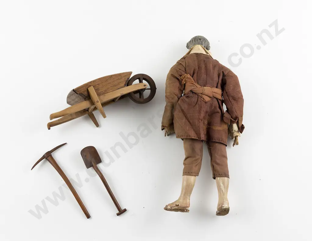 Late C18th/C19th Carved & Painted Wooden Diorama Figure Image 1++