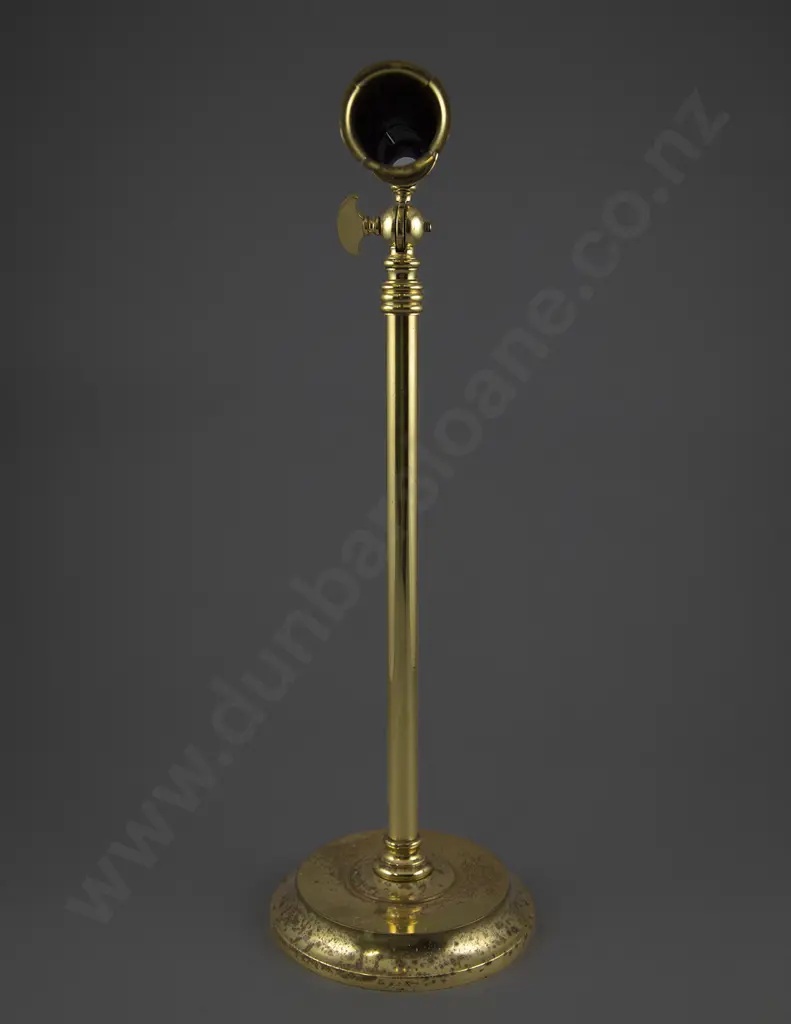 Interesting Late Victorian Brass Telescopic Stand Image 1++