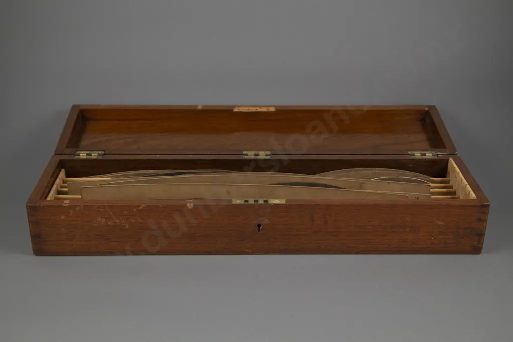 Vict Walnut Boxed Set Of Tailors Wooden Pattern Moulds Image 1++