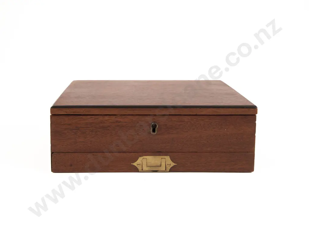 C19th Mahogany Artists Box By Roberson & Company London Image 1++