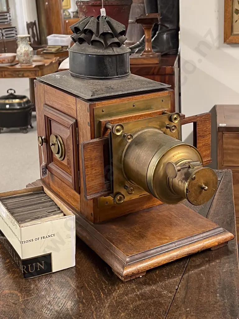 Vict Mahogany & Brass Magic Lantern Image 1++