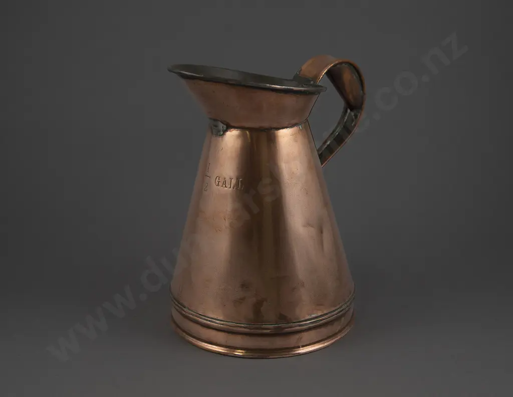 Antique Copper 1/2 Gallon Measure Image 1++