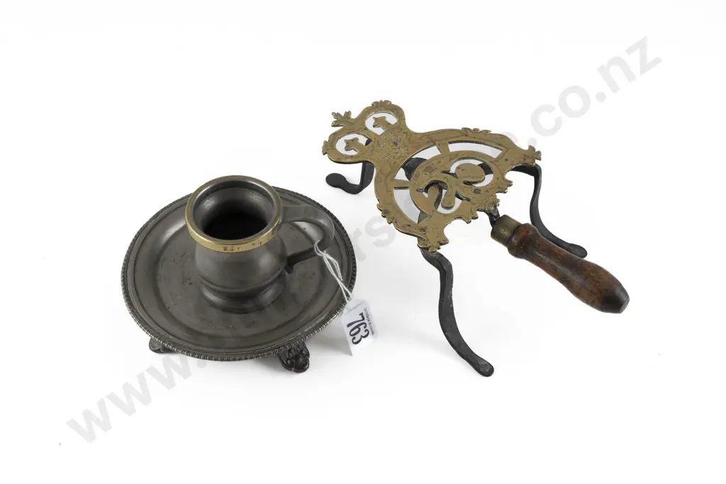 Early Victorian Fancy Brass Trivet Image 1++