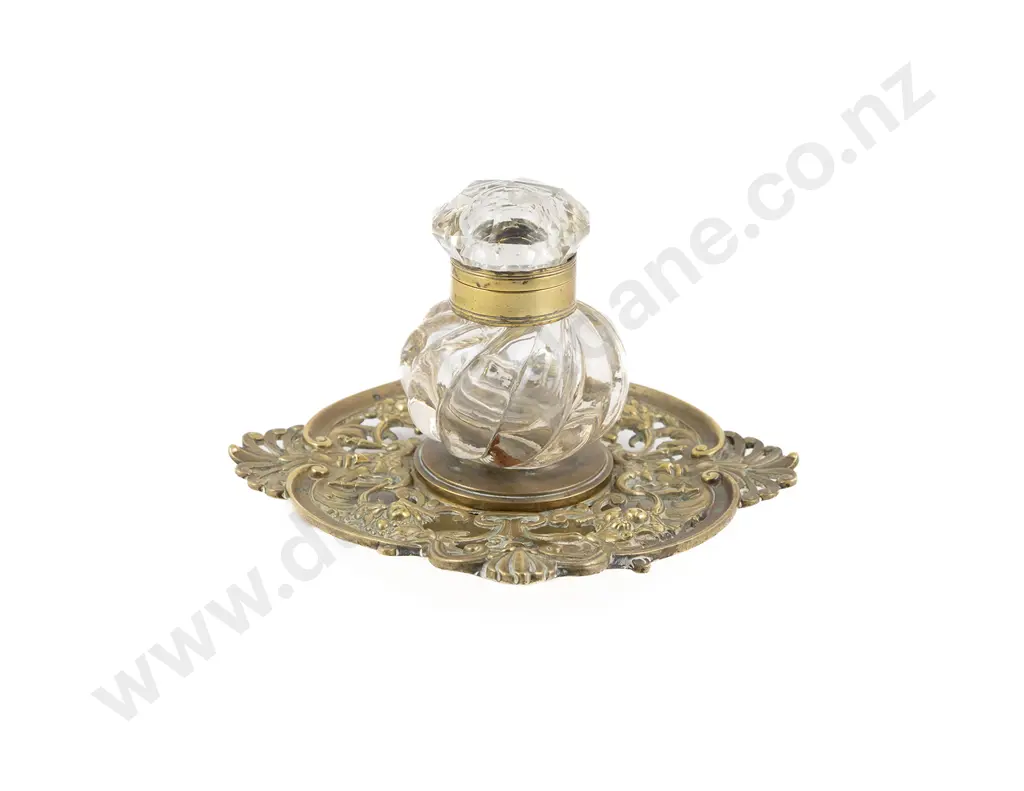 Vict Style Cast Brass Inkwell Image 1++