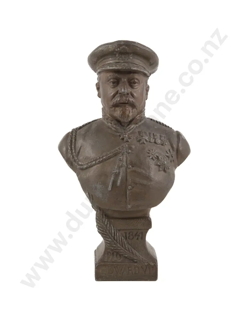 A Small Patinated Spelter Commemorative Bust Of Edward VII Image 1++