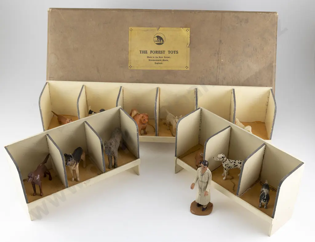 C1930's Original Boxed Forest Toys Dog Kennel Image 1++