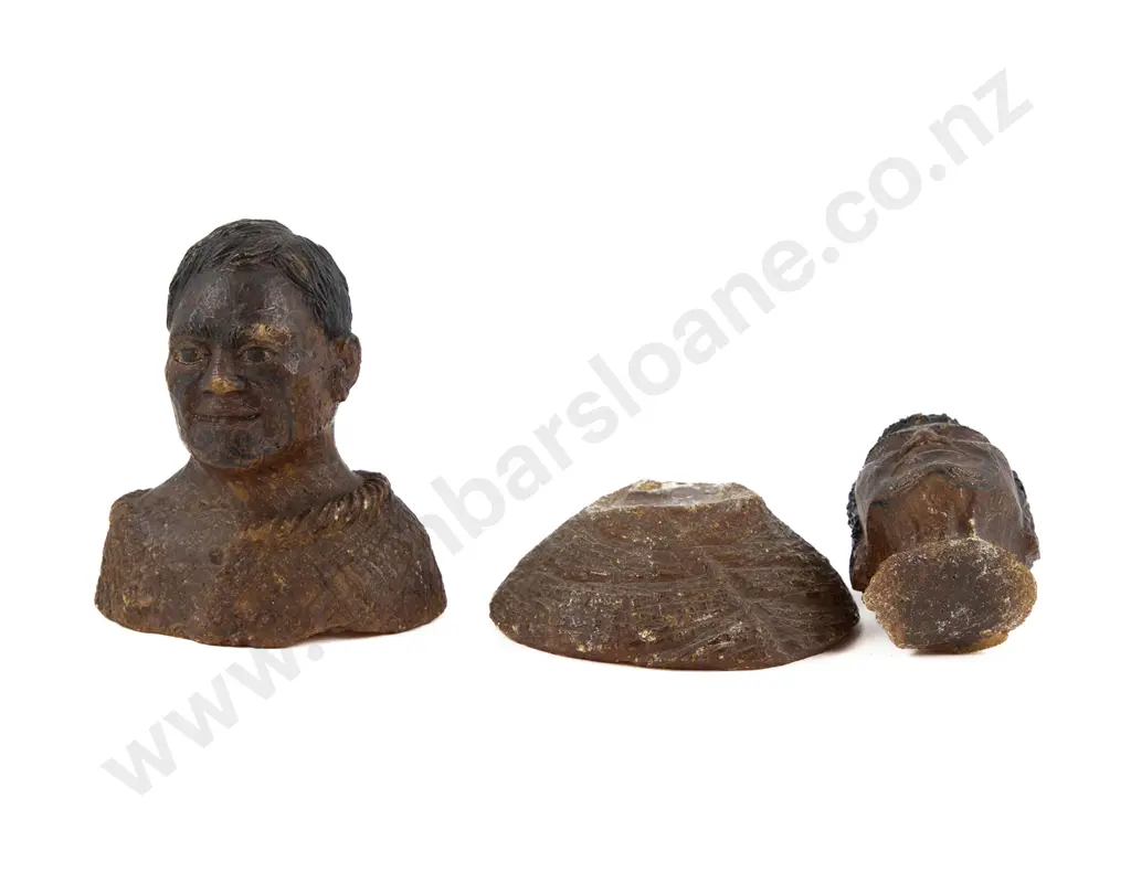 2 Small Carved Kauri Gum Maori Busts Image 1++