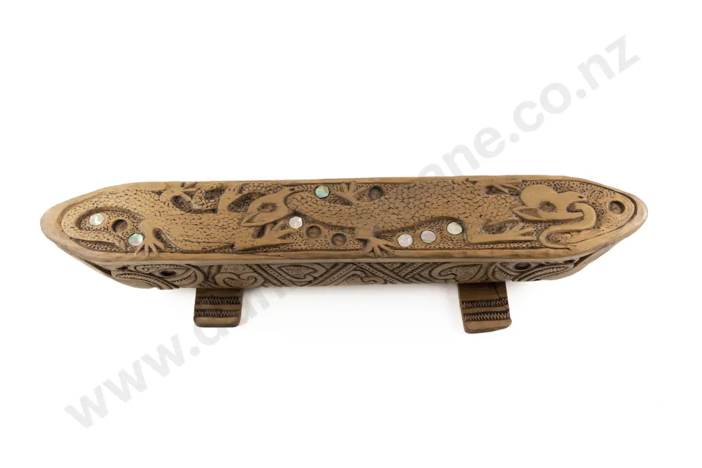 Rare Jane Brenkley Folk Art Carved & Painted Wakahuia (Treasure Box) Image 1++