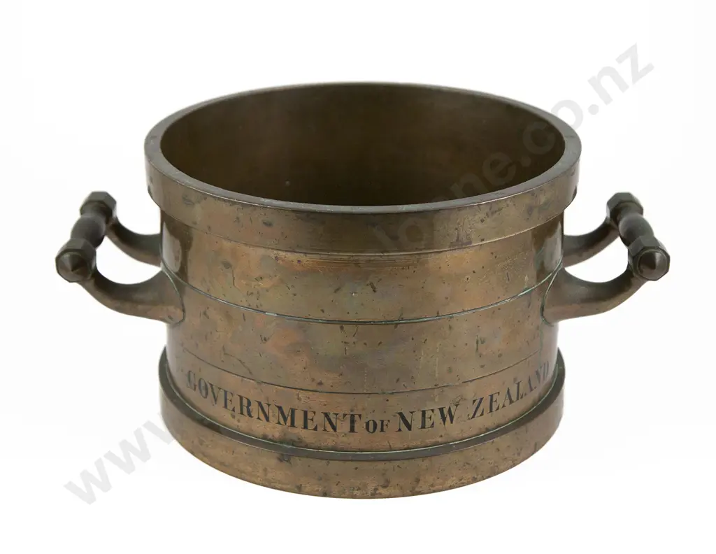 Rare 1863 New Zealand Government Imperial Bronze Peck Image 1++